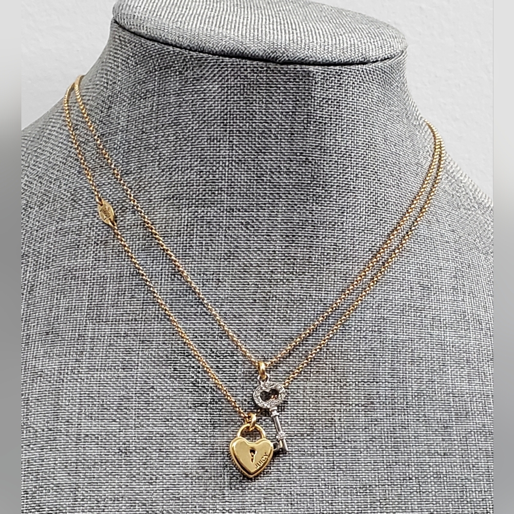 Vtg. Y2K Crown Juicy Couture Necklace